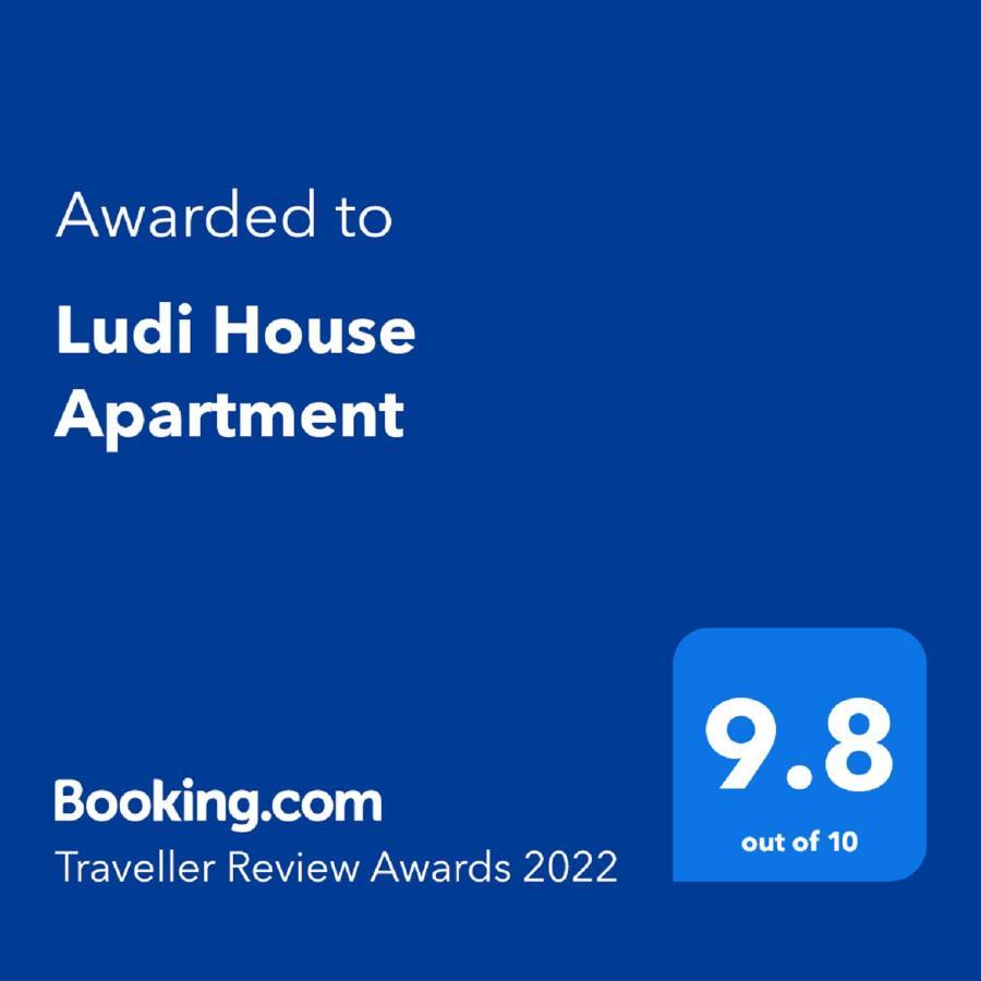 Ludi House Apartment Targu-Mures Bagian luar foto